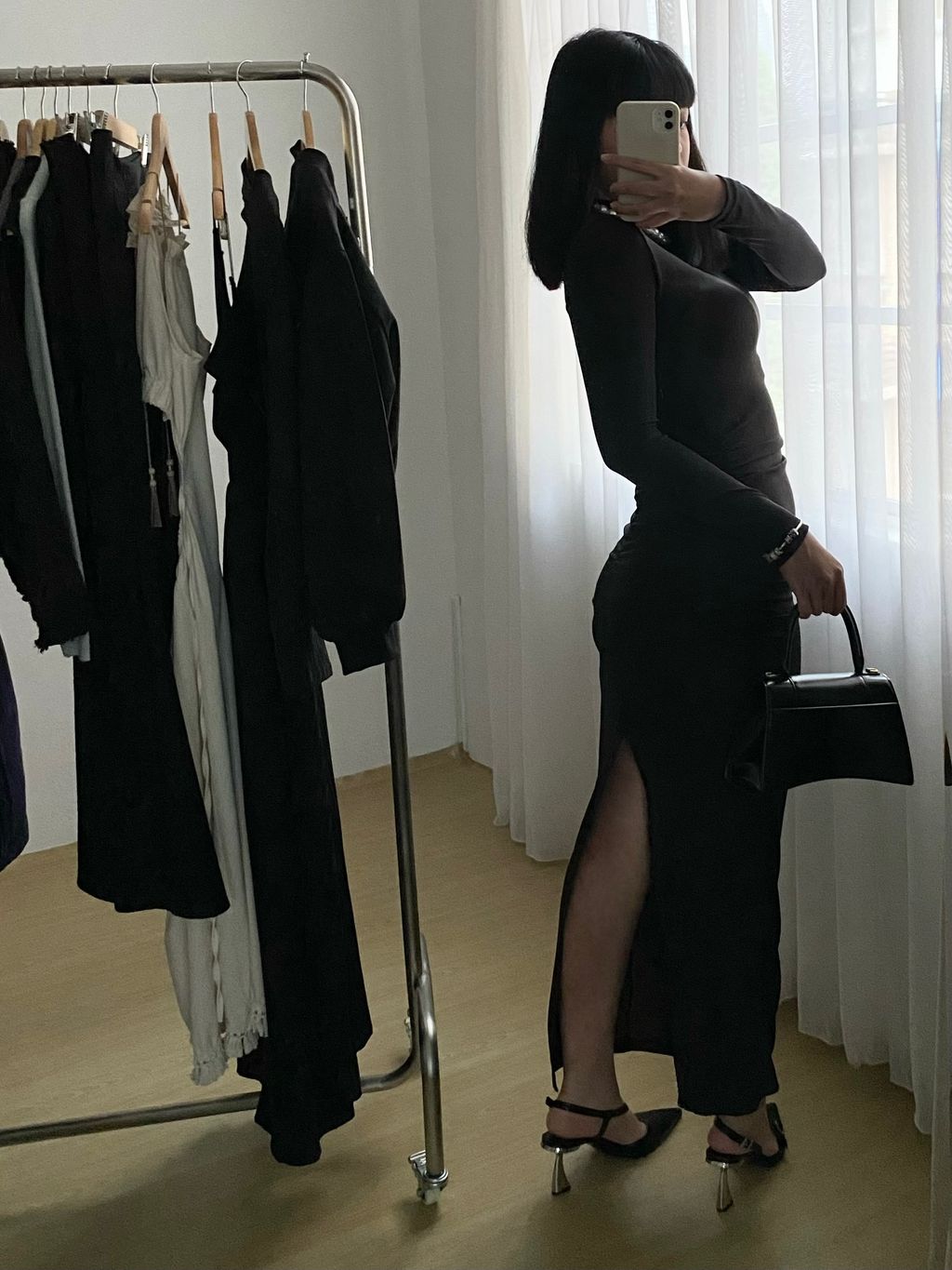 Alexis Midi Black Dress