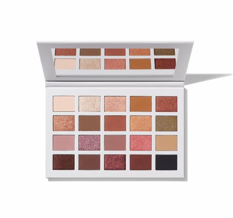 0001_MadisonBeer_Palette_Open_PDP