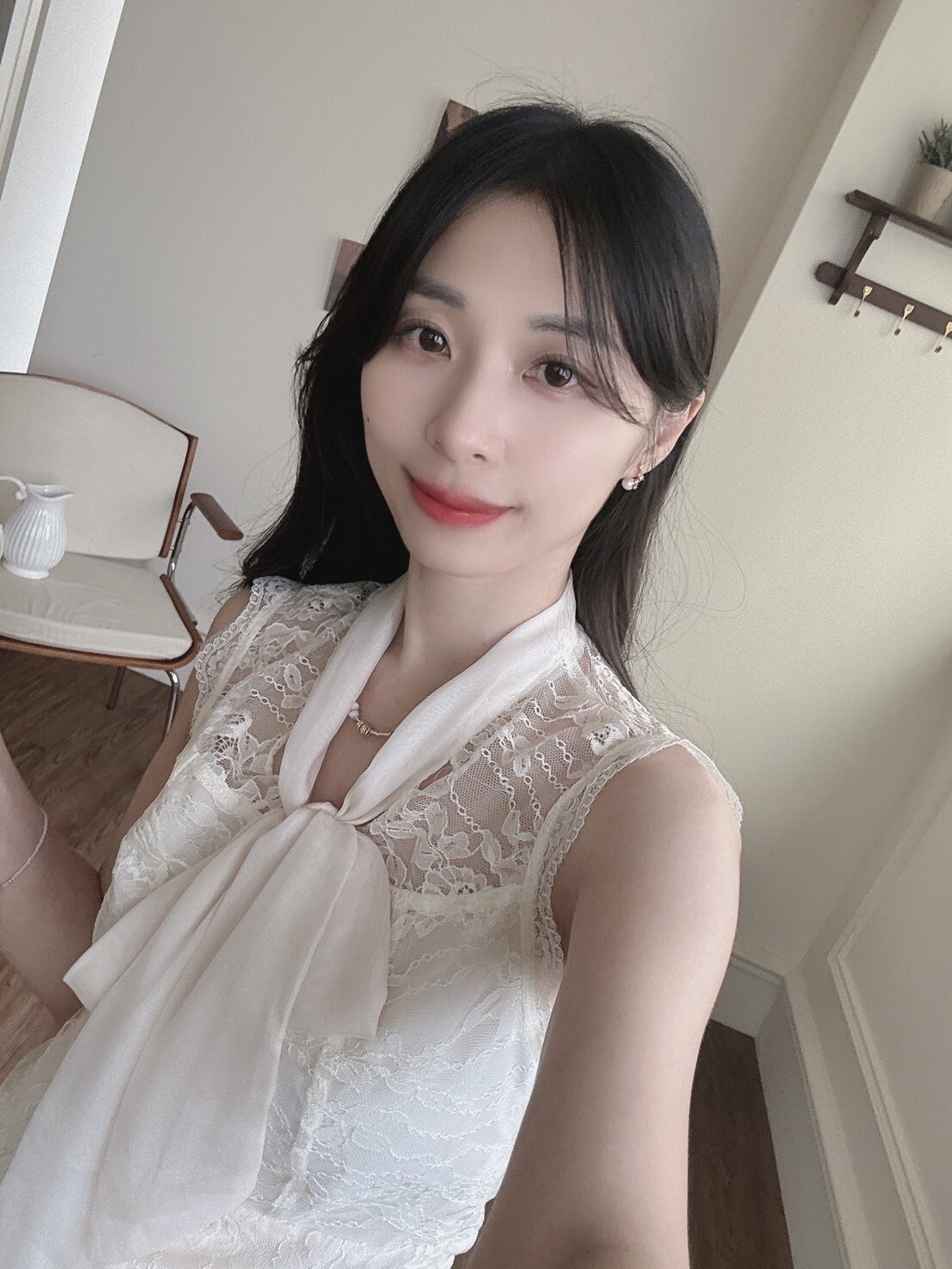 LINE_ALBUM_202584_250804_205