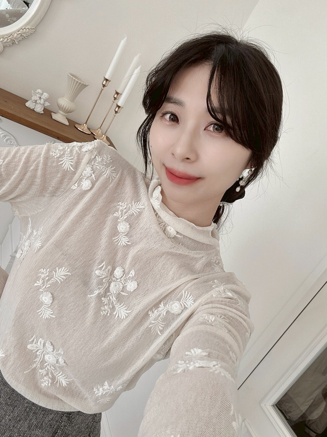 LINE_ALBUM_202616_260106_312