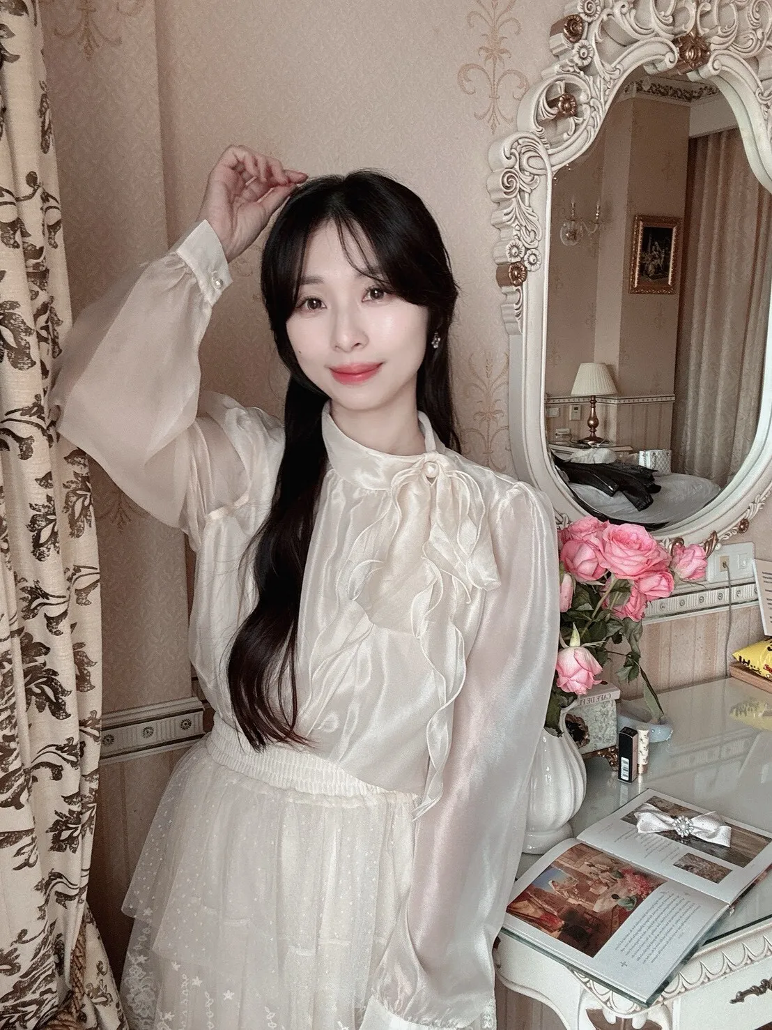 LINE_ALBUM_202633_260303_212