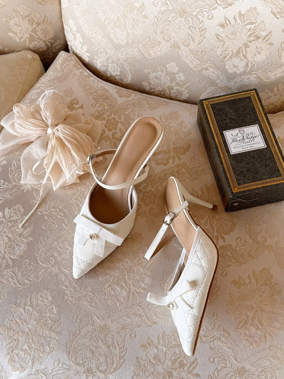 LINE_ALBUM_202633_260303_129