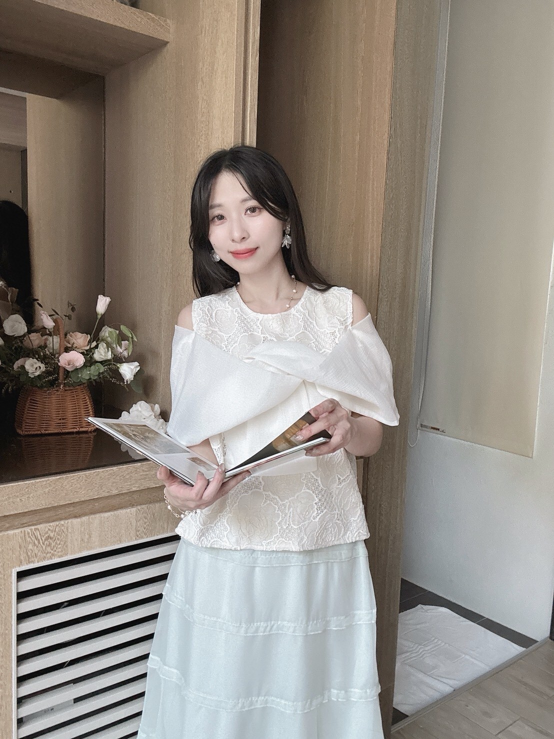 LINE_ALBUM_202679_260709_169