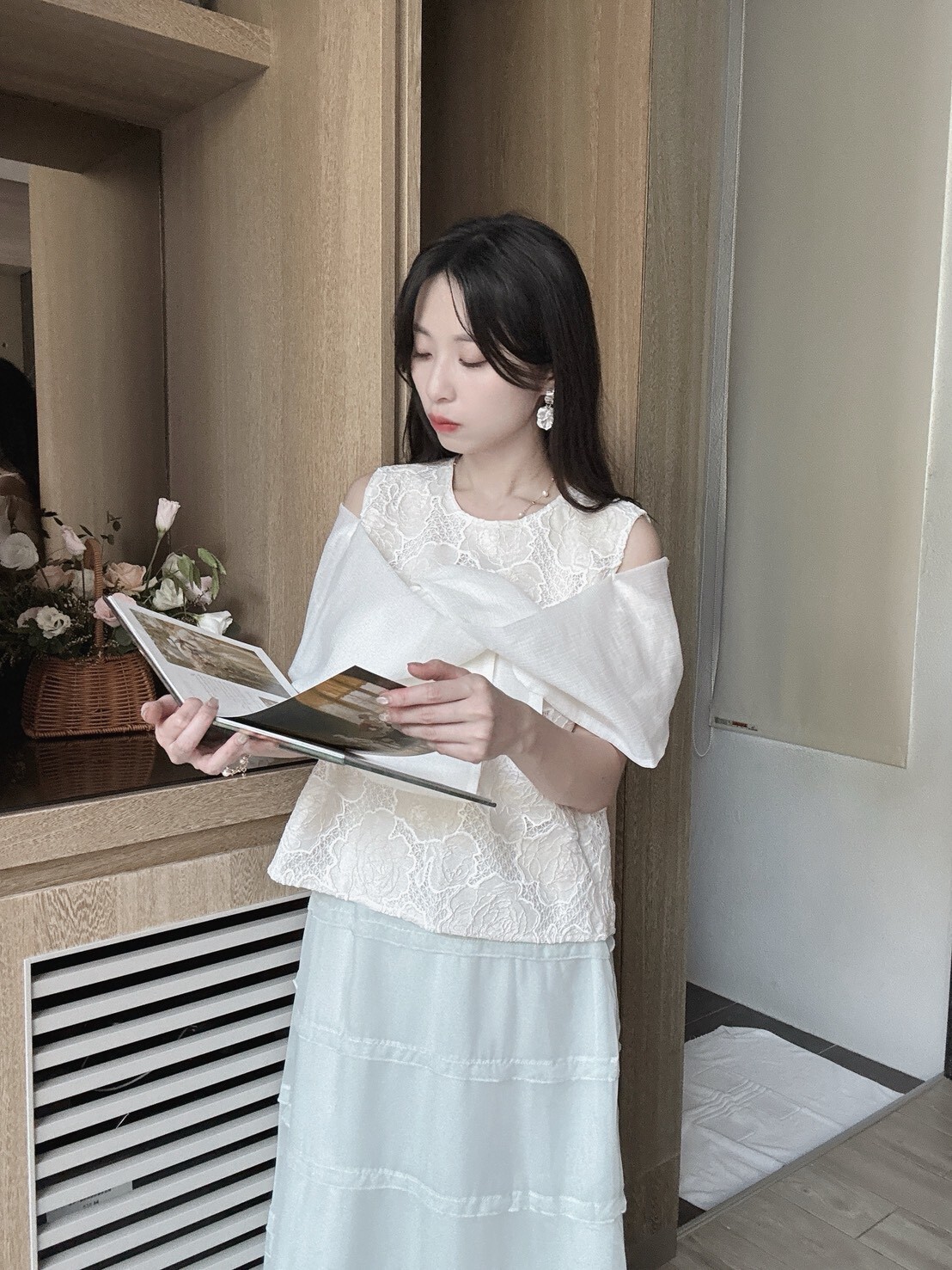 LINE_ALBUM_202679_260709_168