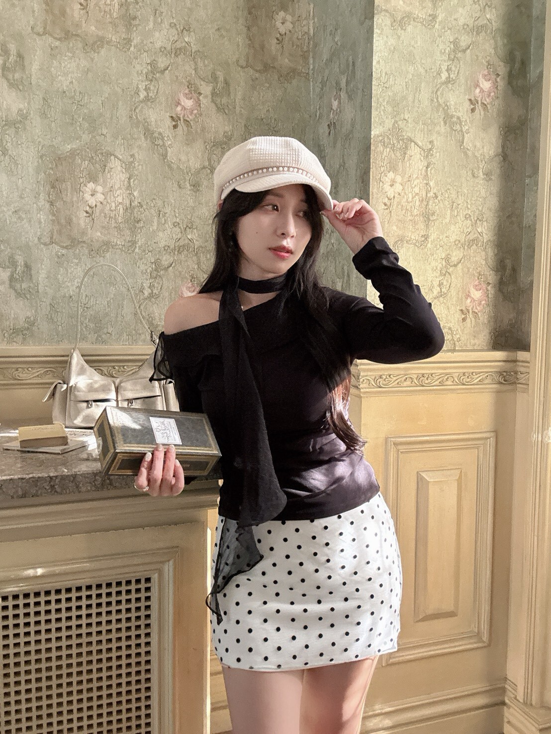 LINE_ALBUM_2026106_261007_297