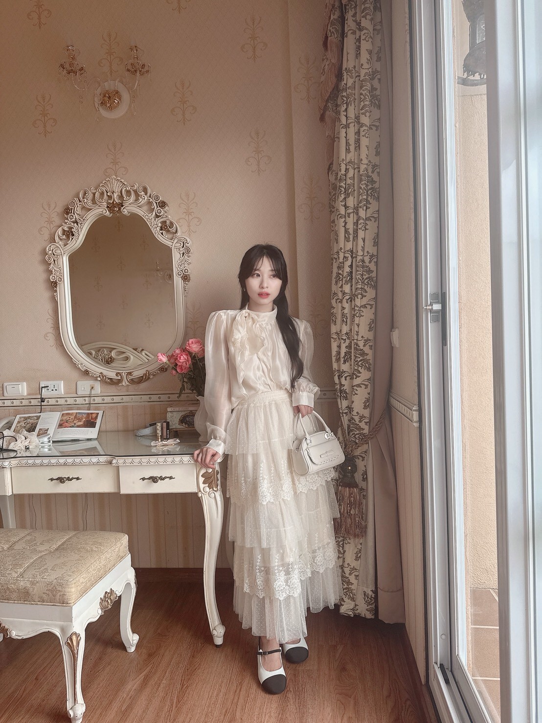 LINE_ALBUM_202633_260303_209