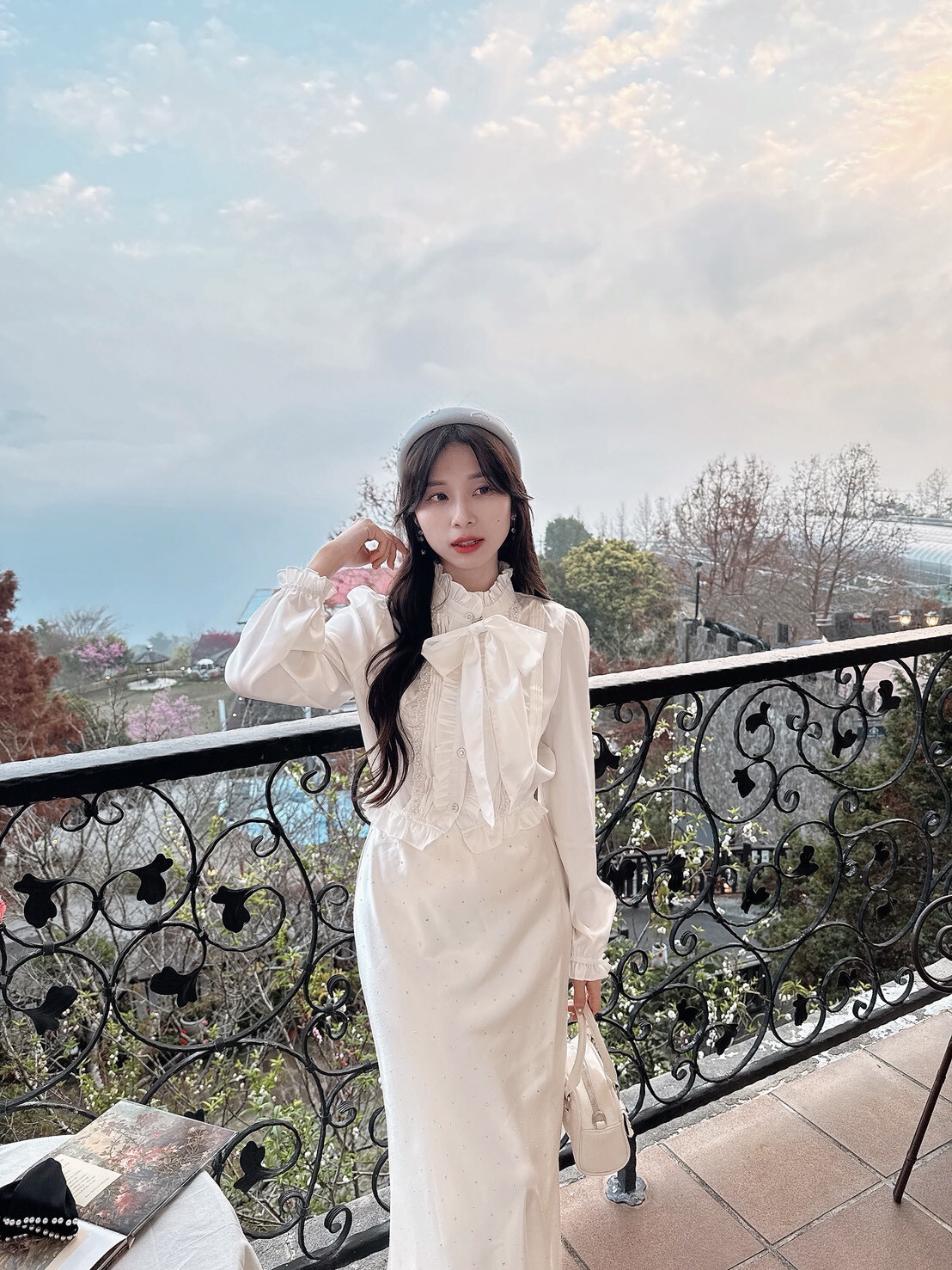 LINE_ALBUM_202633_260303_256