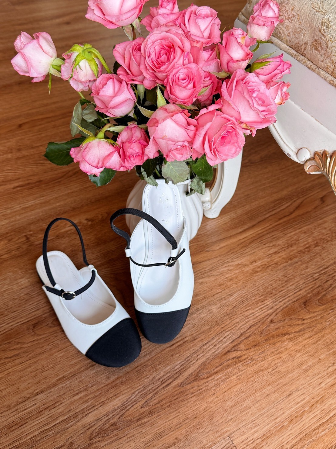 LINE_ALBUM_202633_260303_104