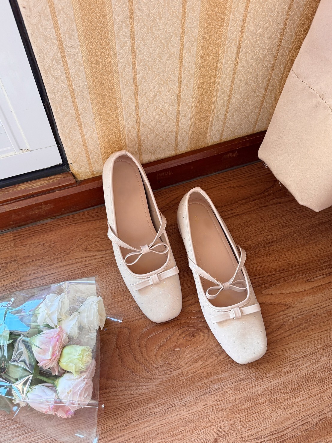 LINE_ALBUM_202633_260303_112