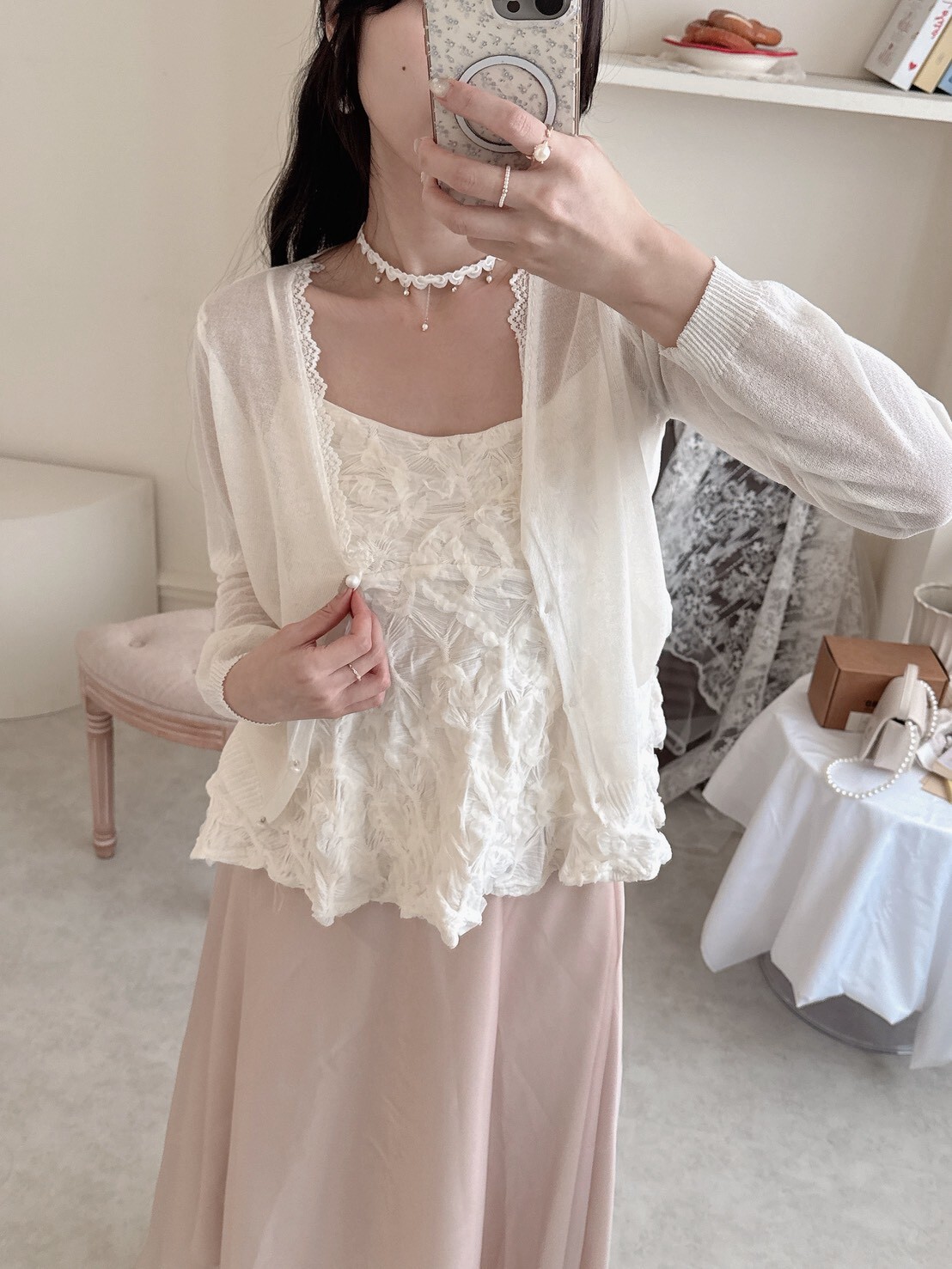 LINE_ALBUM_202648_260408_214