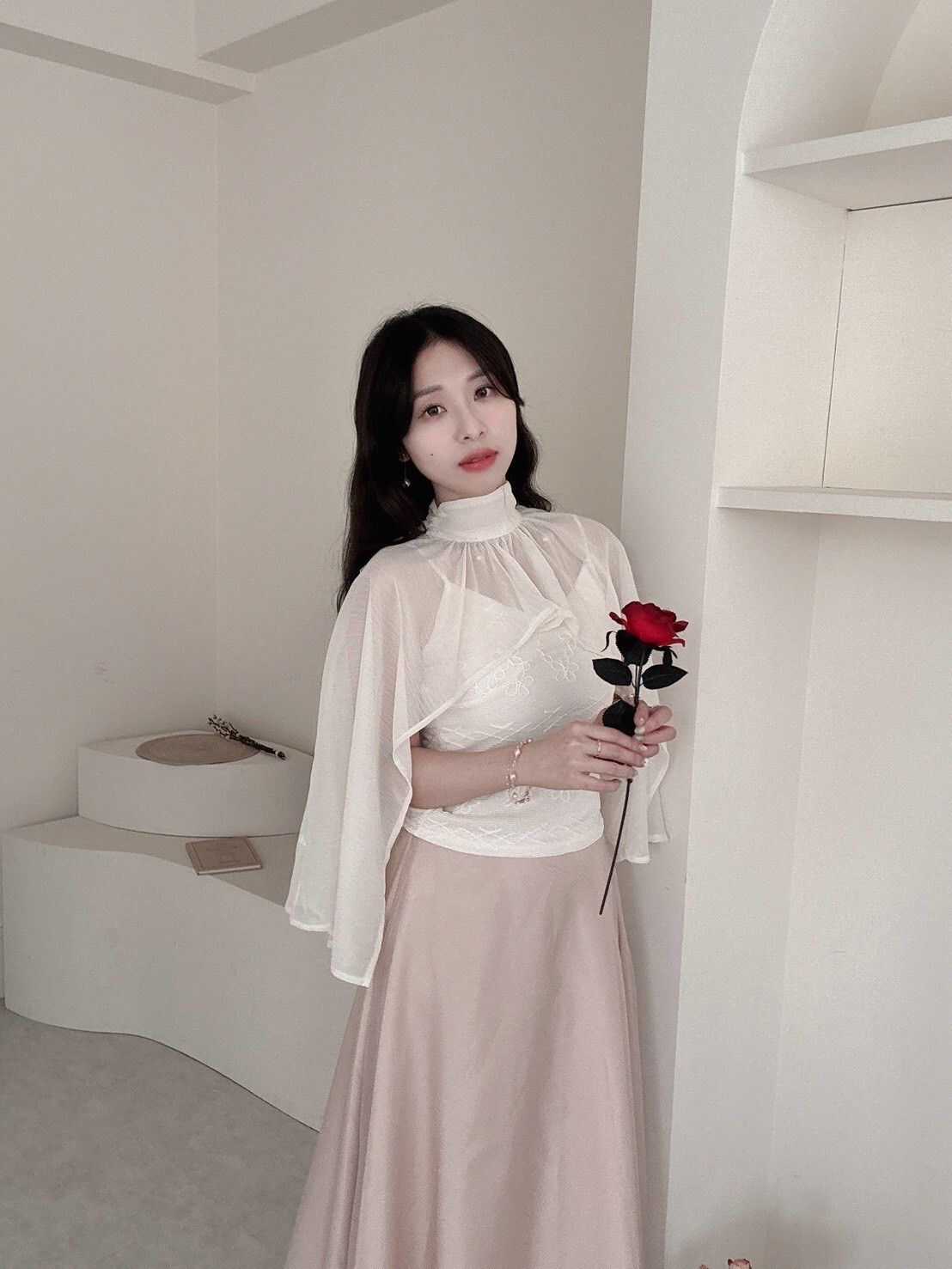 LINE_ALBUM_202648_260408_250