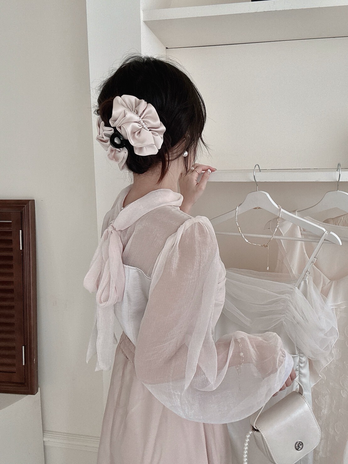 LINE_ALBUM_202648_260408_237