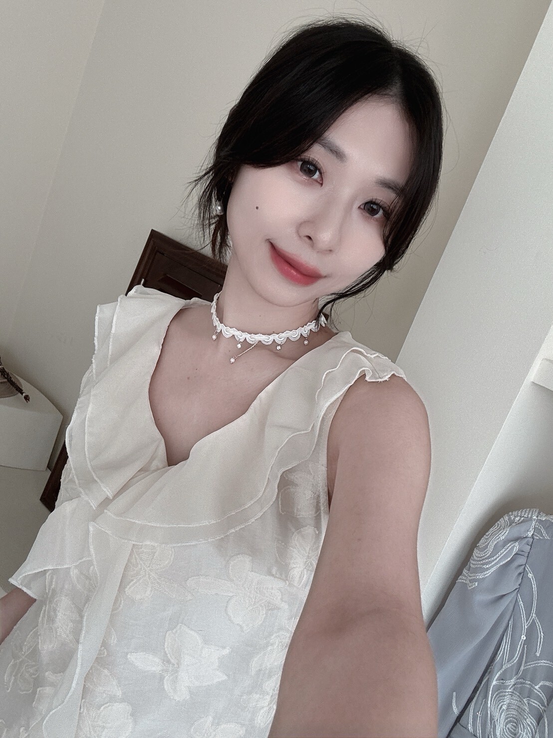 LINE_ALBUM_202648_260408_156