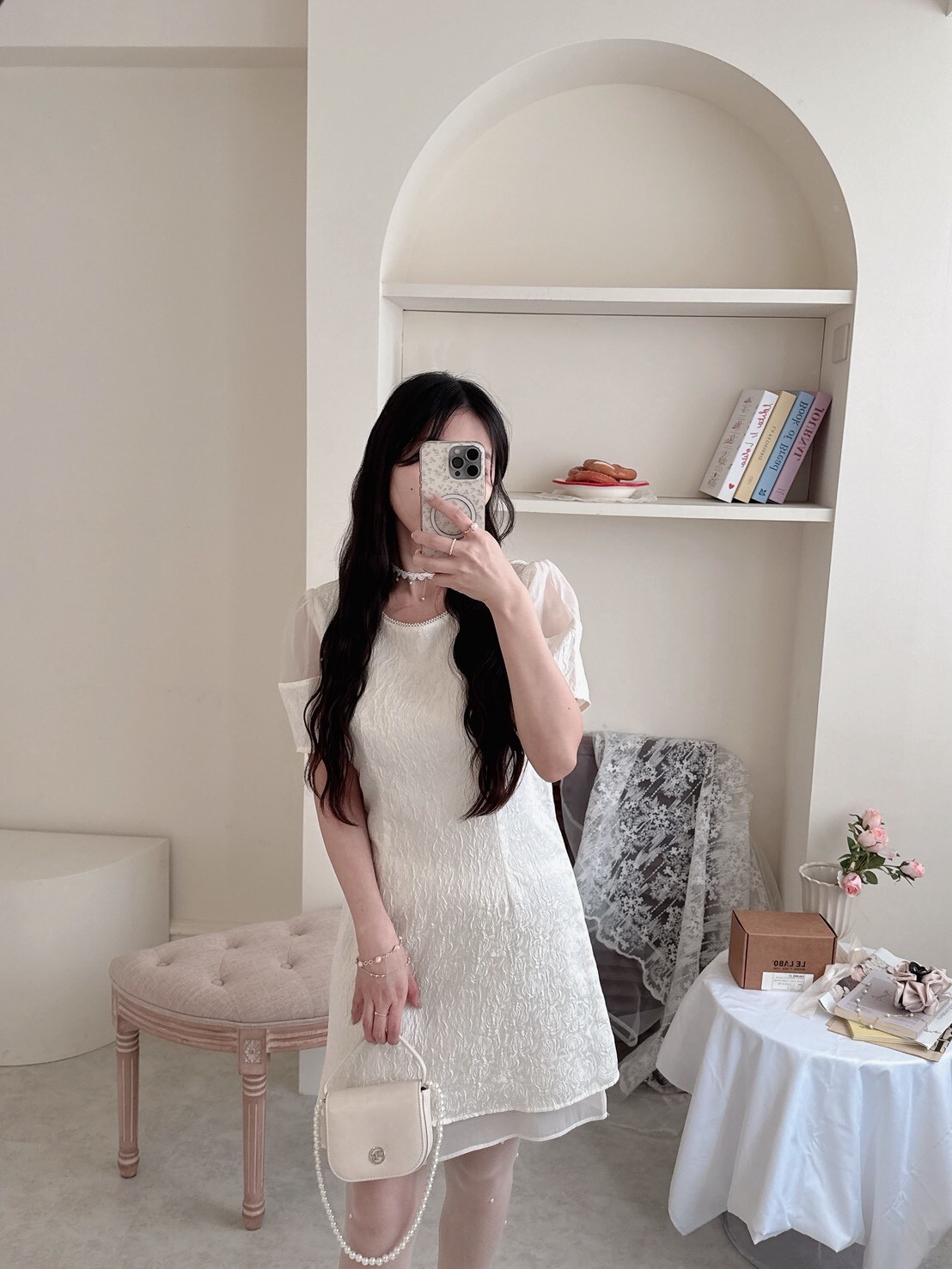 LINE_ALBUM_202648_260408_269