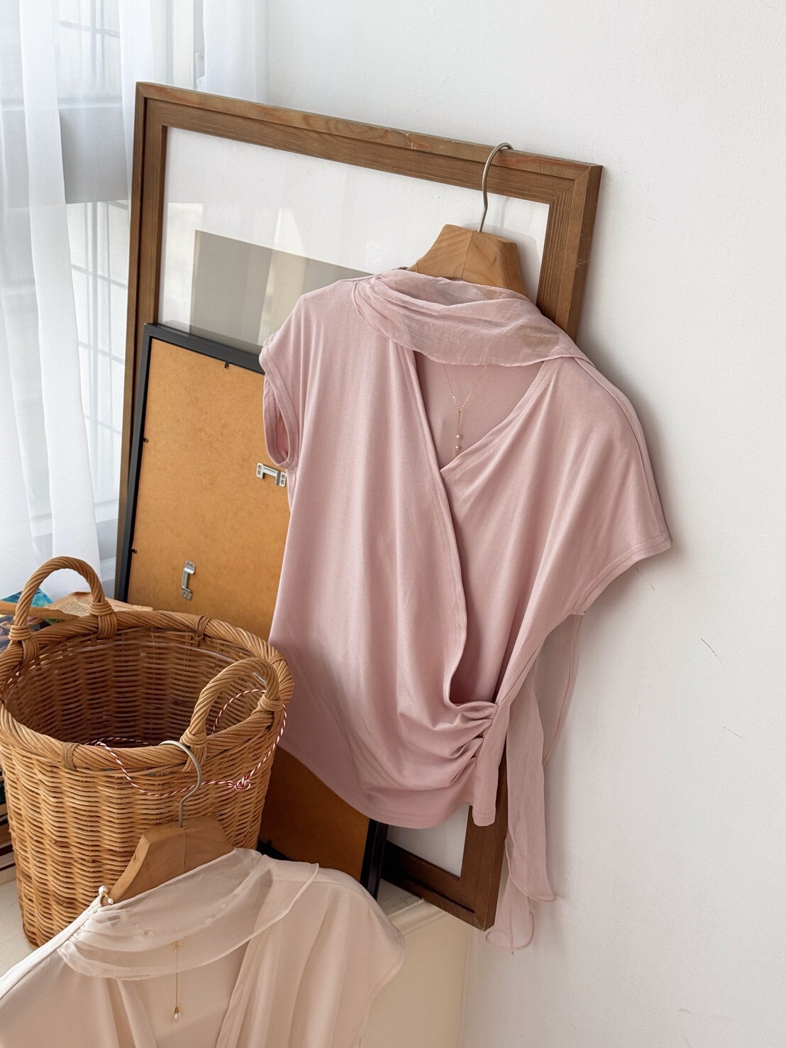 LINE_ALBUM_2026423_260423_240