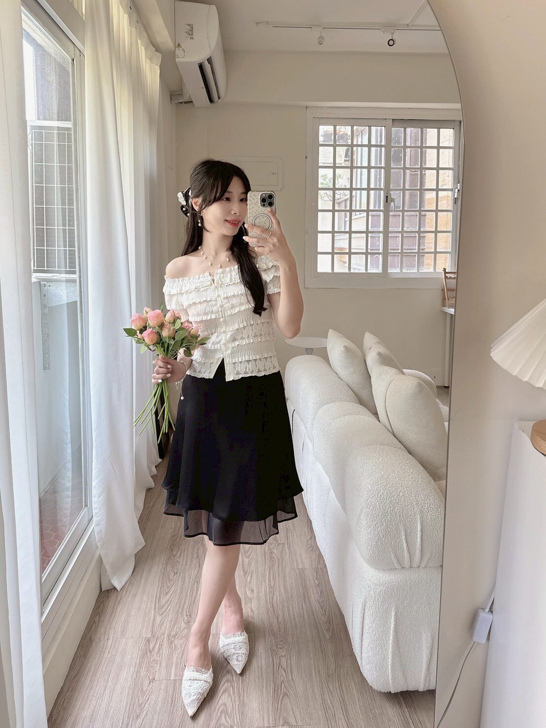 LINE_ALBUM_202663_260603_289