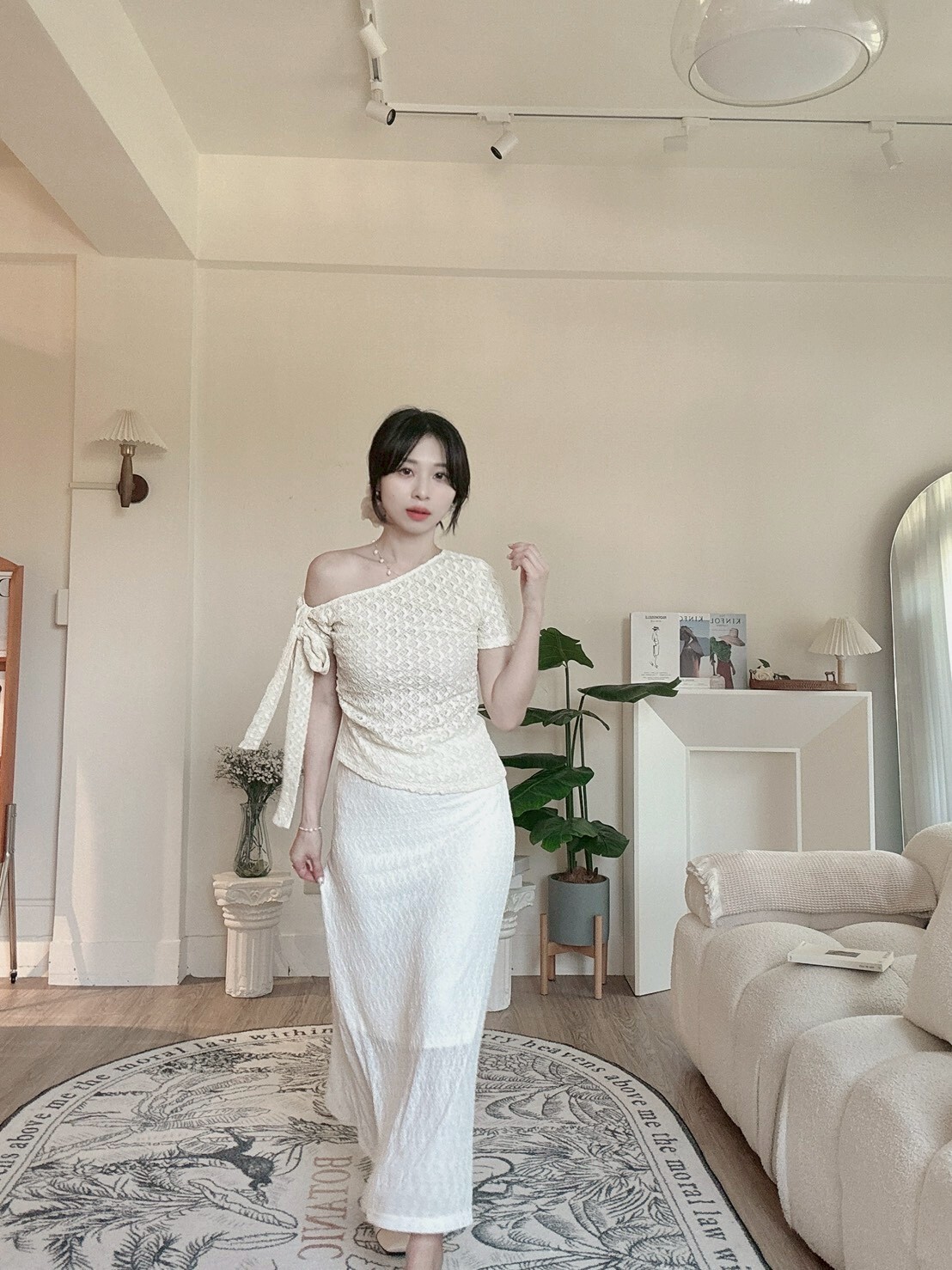 LINE_ALBUM_202663_260603_269