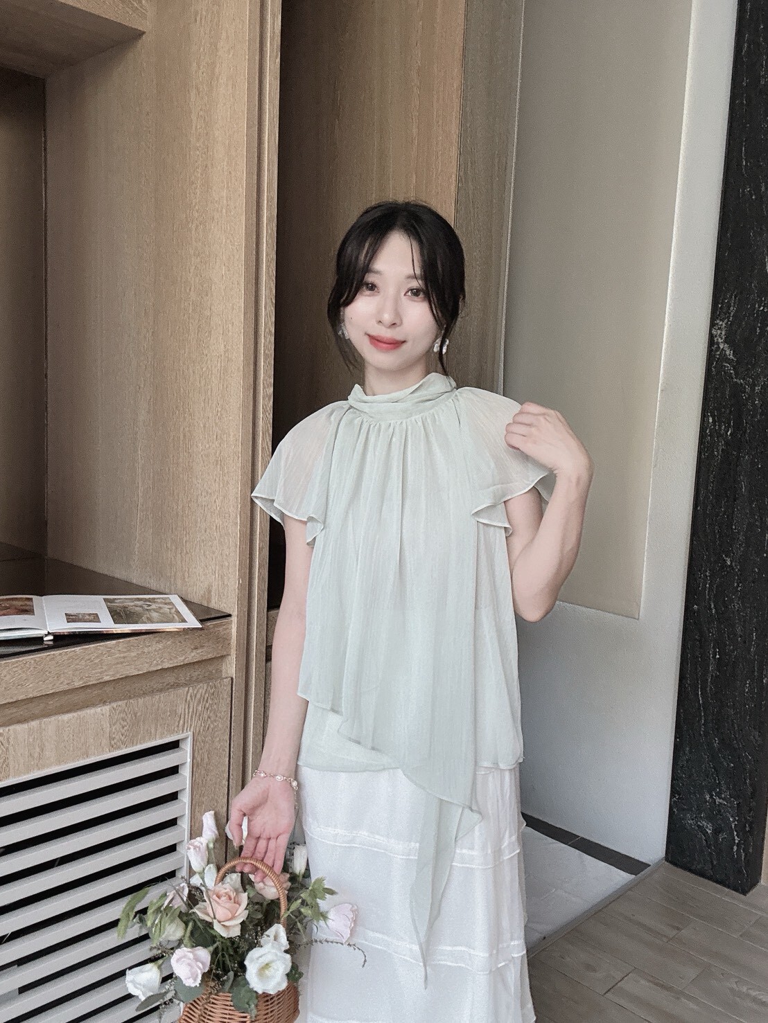 LINE_ALBUM_202679_260709_187
