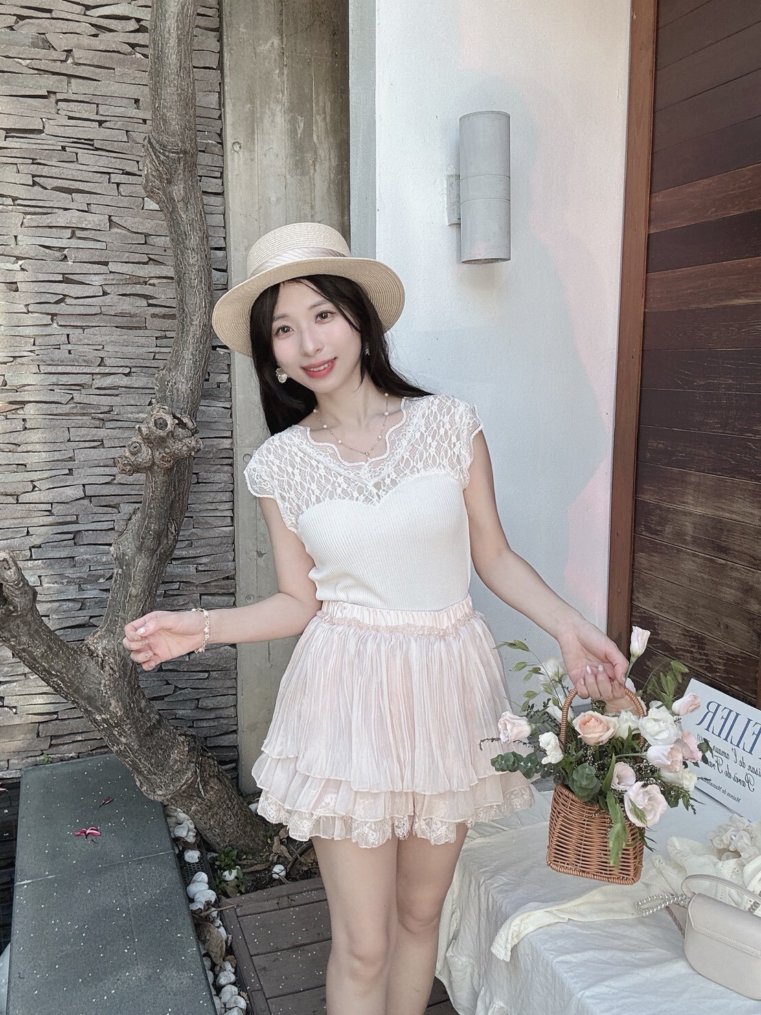 LINE_ALBUM_202679_260709_299
