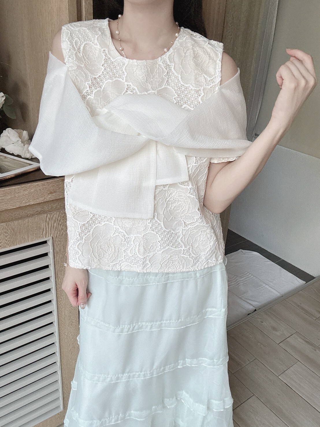 LINE_ALBUM_202679_260709_164