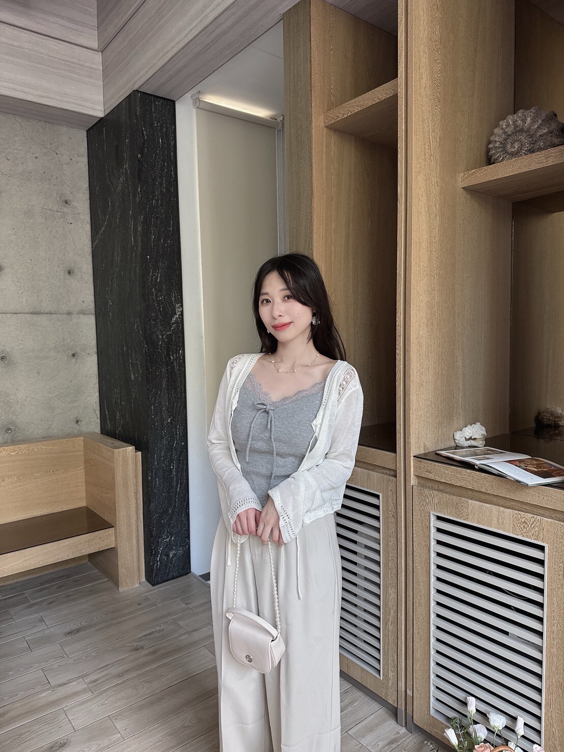 LINE_ALBUM_202679_260709_246