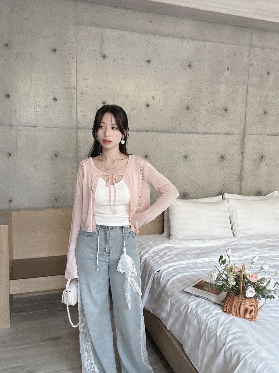 LINE_ALBUM_202679_260709_224