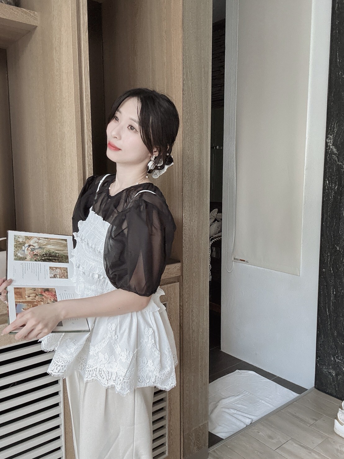 LINE_ALBUM_202679_260709_265
