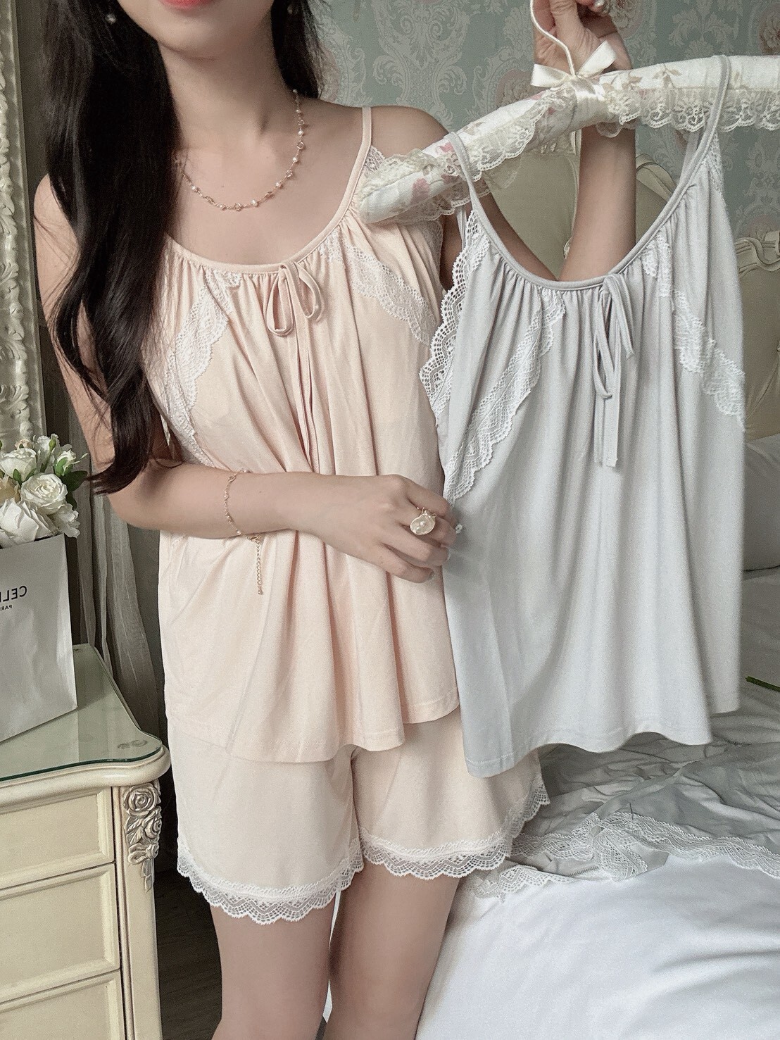 LINE_ALBUM_2026810_260810_339