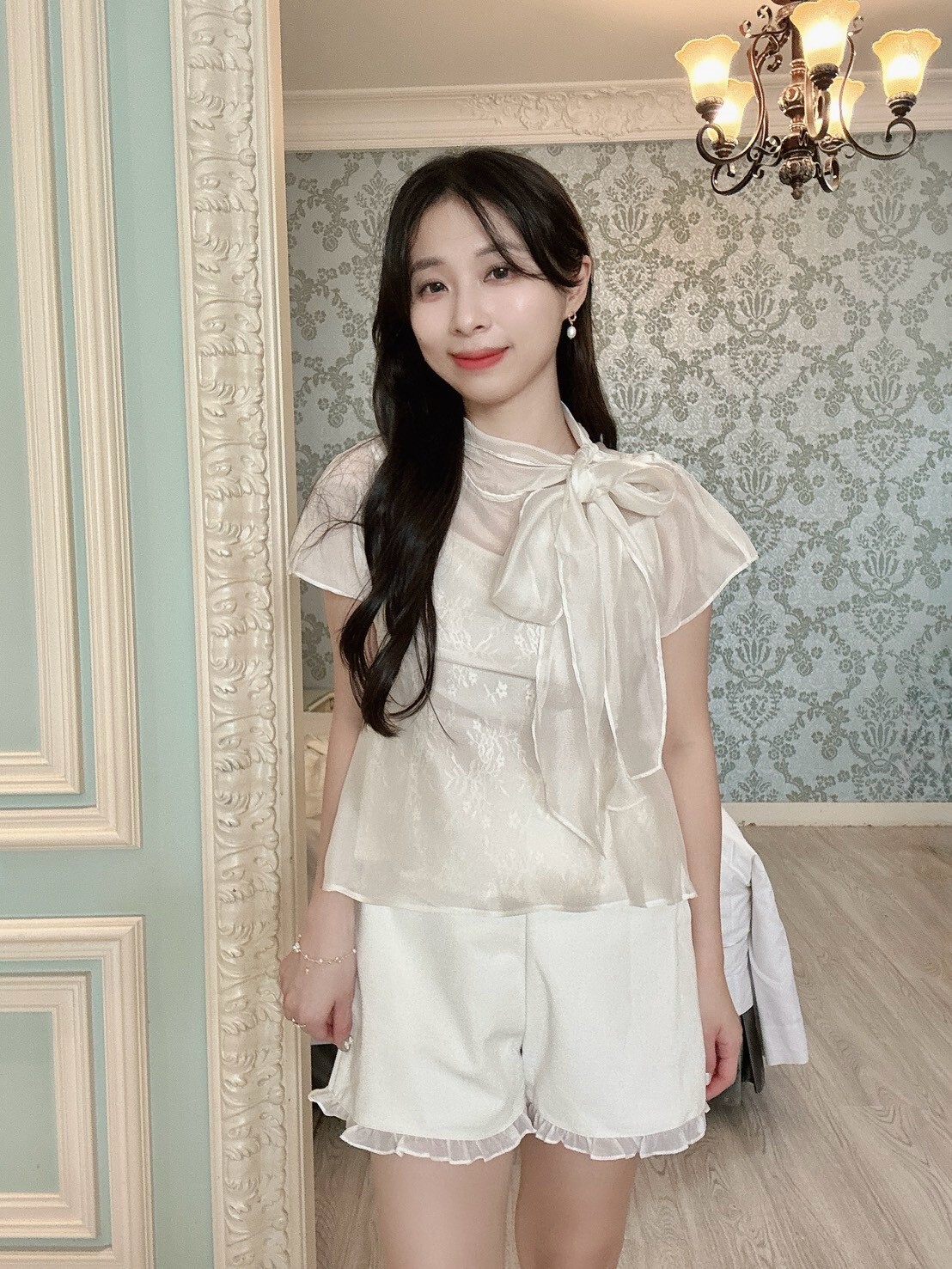LINE_ALBUM_2026810_260810_60