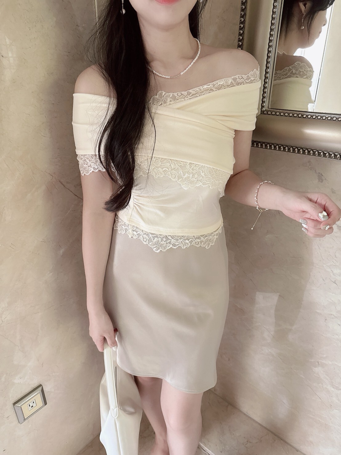 LINE_ALBUM_2026810_260810_204