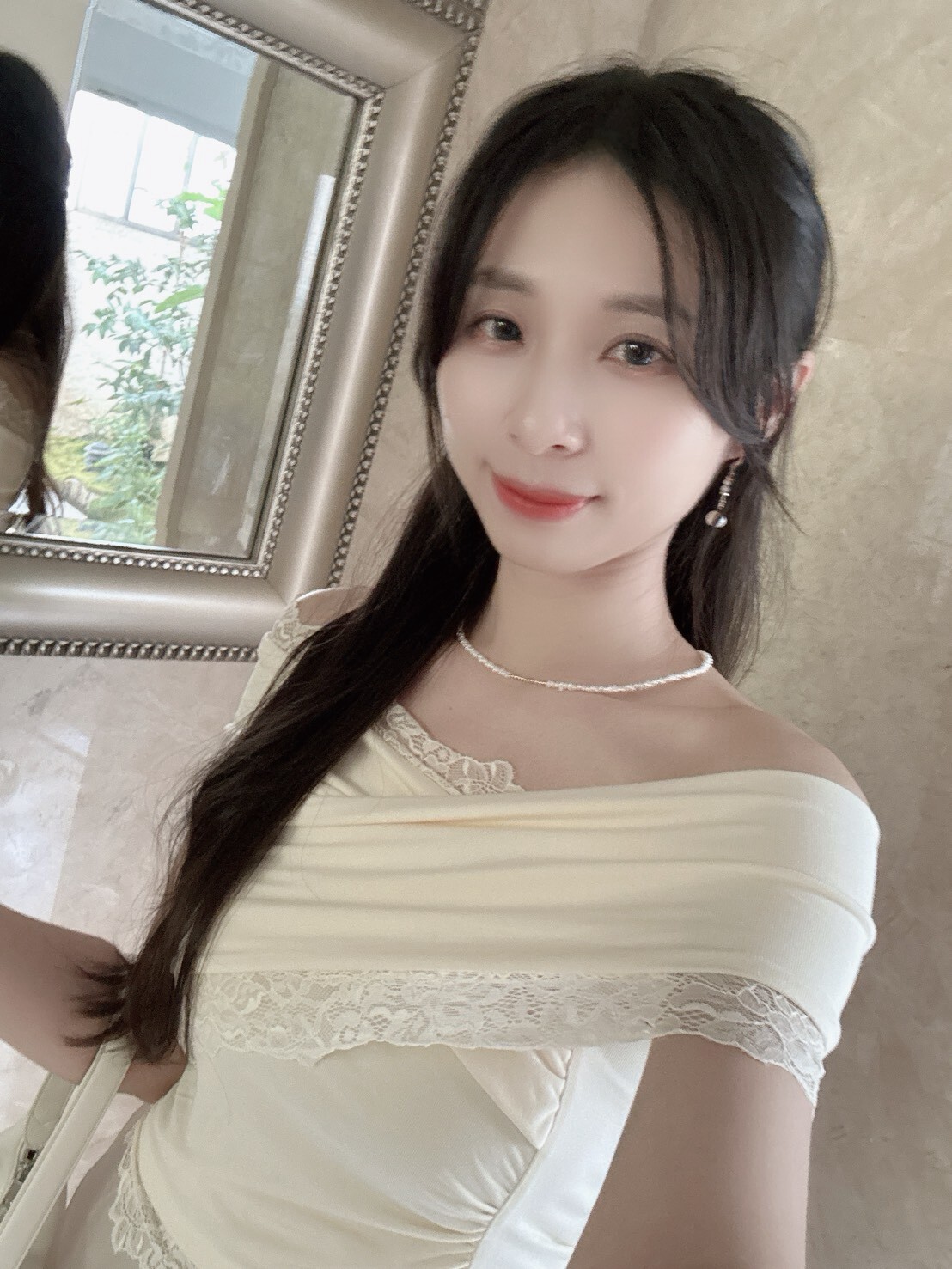 LINE_ALBUM_2026810_260810_198