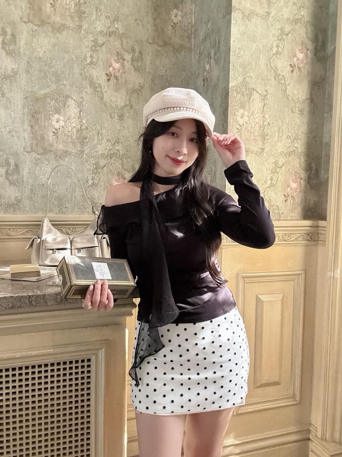 LINE_ALBUM_2026106_261007_296