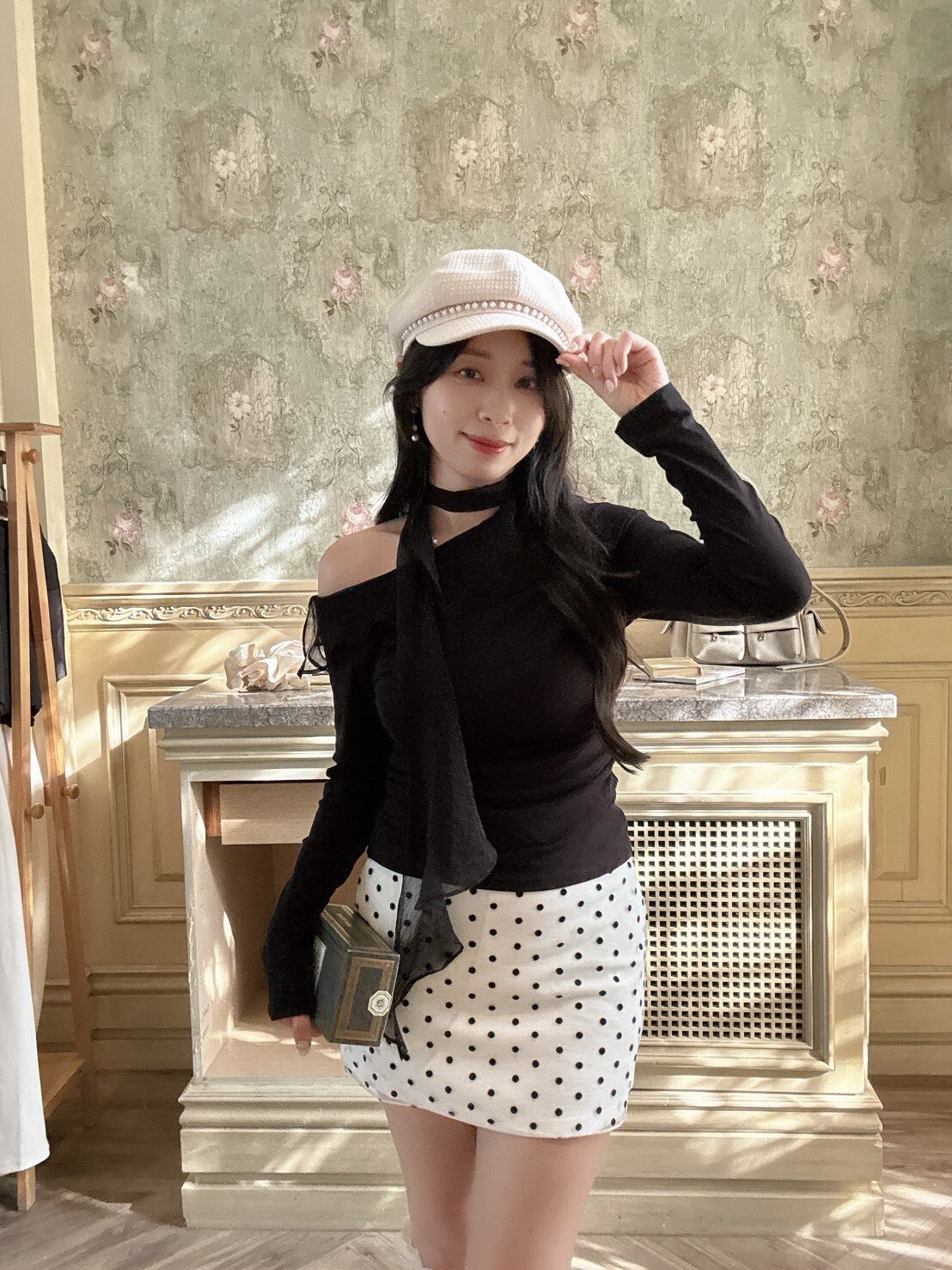 LINE_ALBUM_2026106_261007_295