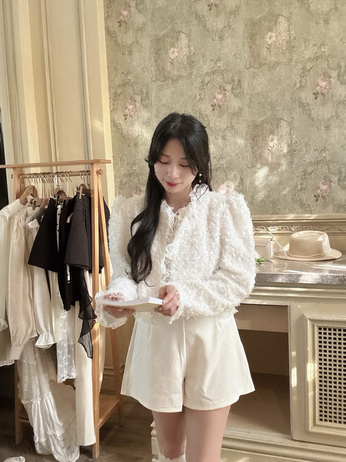 LINE_ALBUM_2026106_261007_12