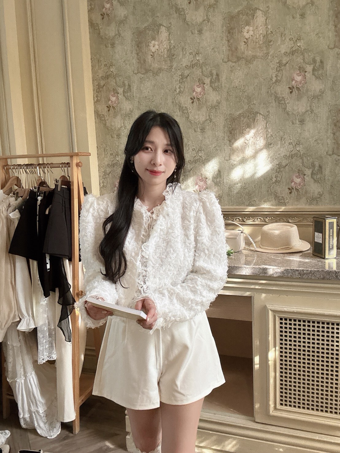 LINE_ALBUM_2026106_261007_14