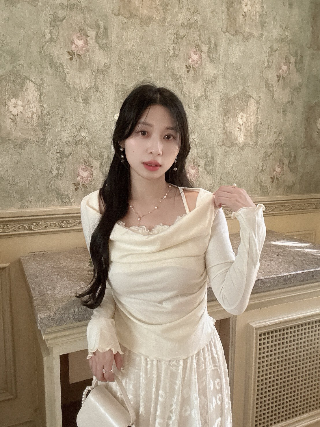 LINE_ALBUM_2026106_261007_186