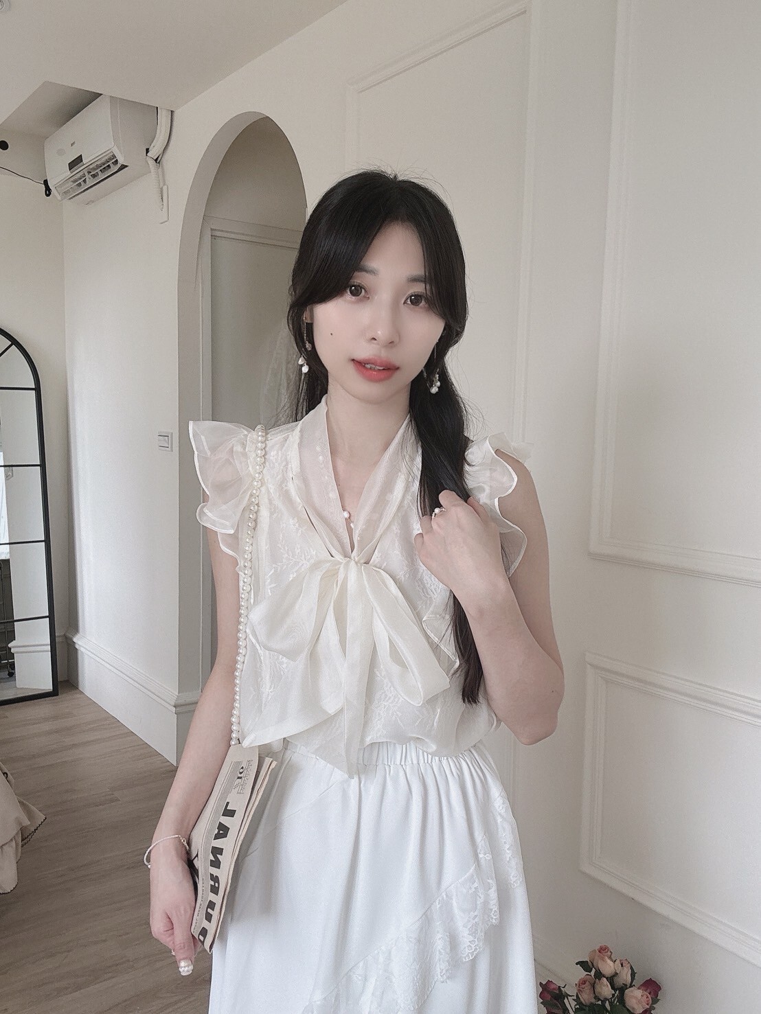 LINE_ALBUM_202584_250804_134