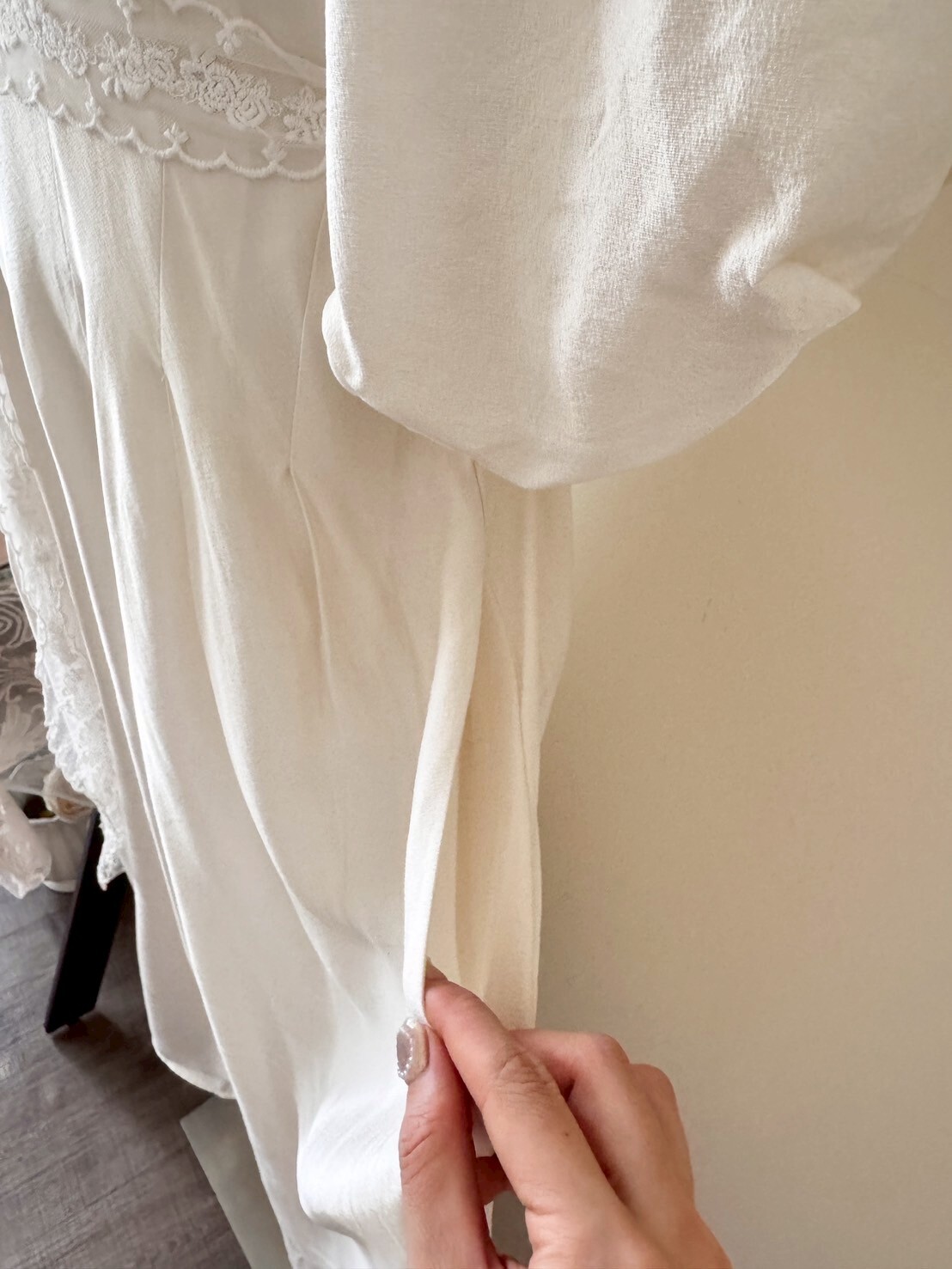 LINE_ALBUM_202584_250804_330