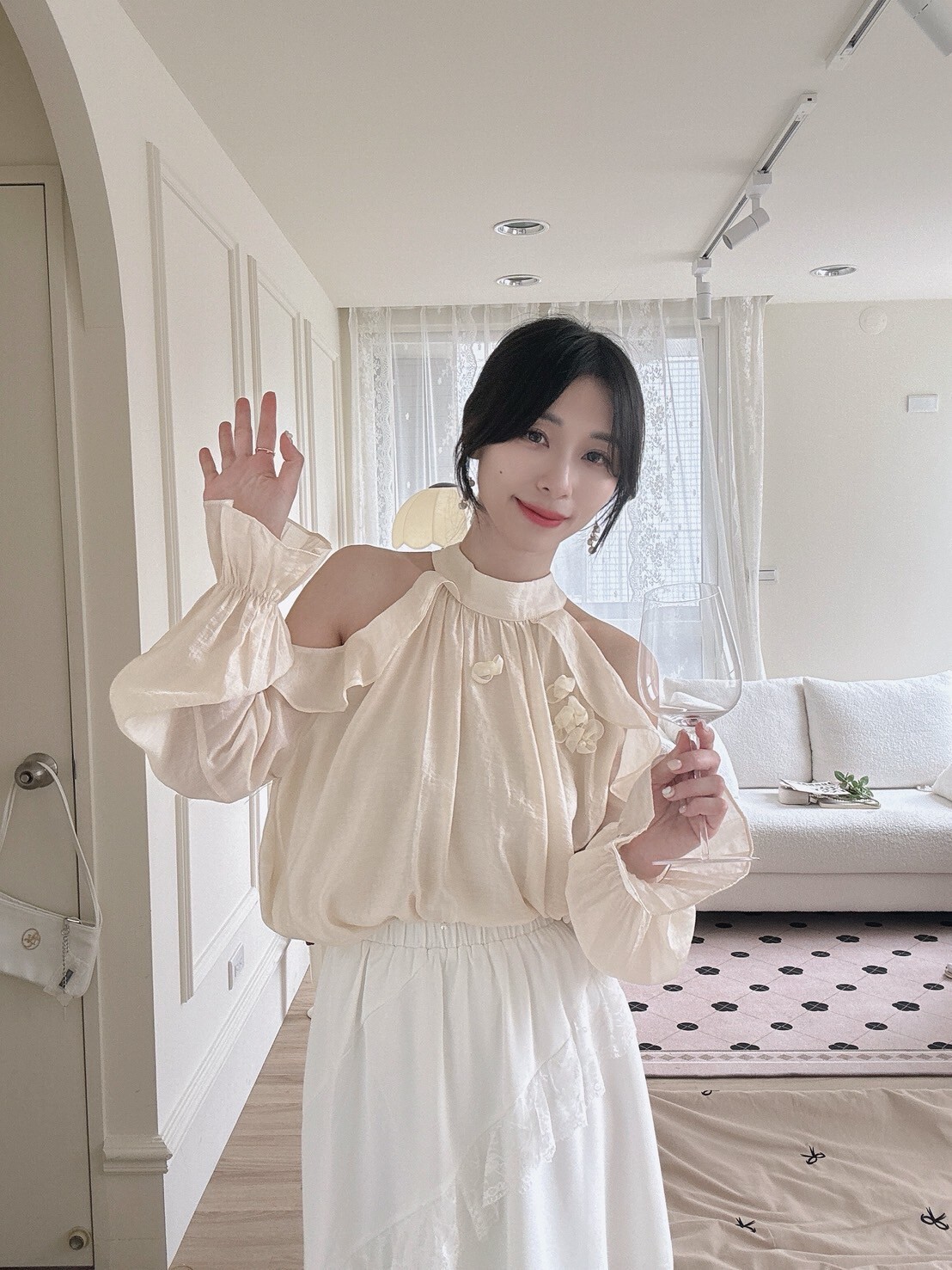 LINE_ALBUM_202584_250804_106