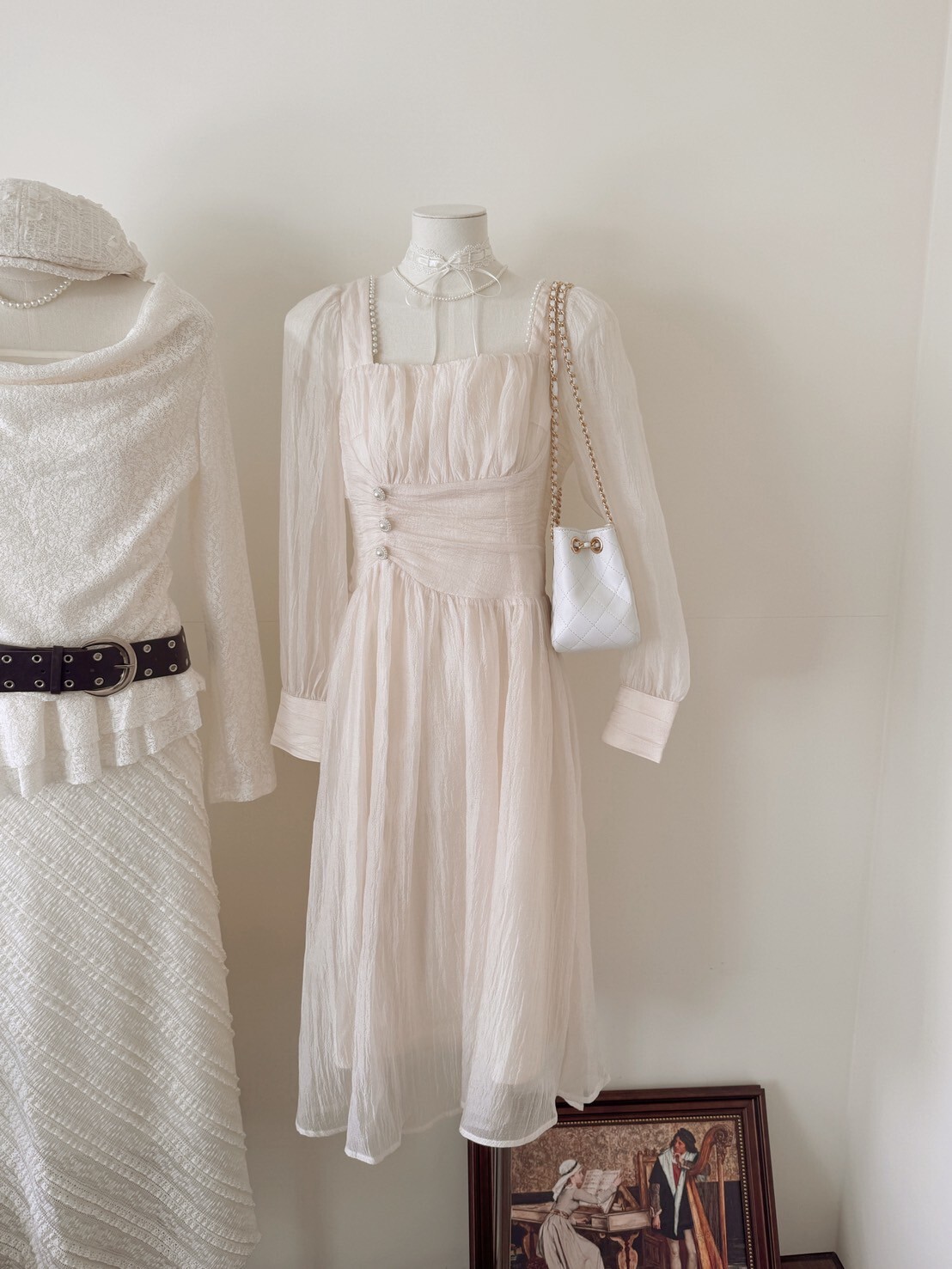 LINE_ALBUM_2025109_251009_126