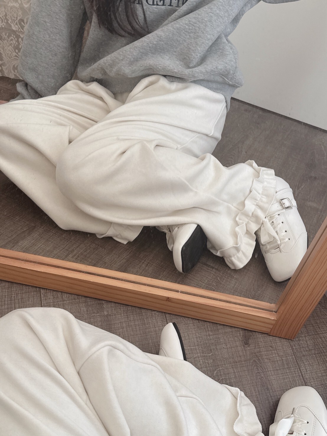 LINE_ALBUM_20251223_251223_271