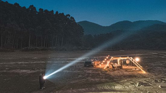LIGHT IT UP | Equipzone | EDC | Flashlight | Headlamp | Camping | Cycling | Multitools | Knives