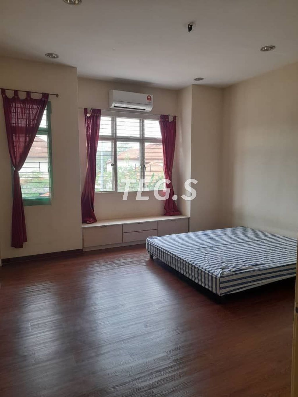 e2ff1cfd-e2a2-4a38-ab08-292dbf69e53b