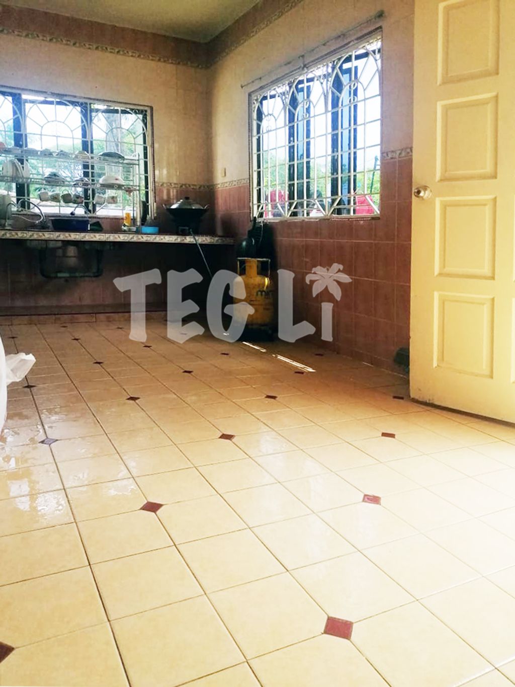 337d0c74-3541-4567-bf36-ba463377f945