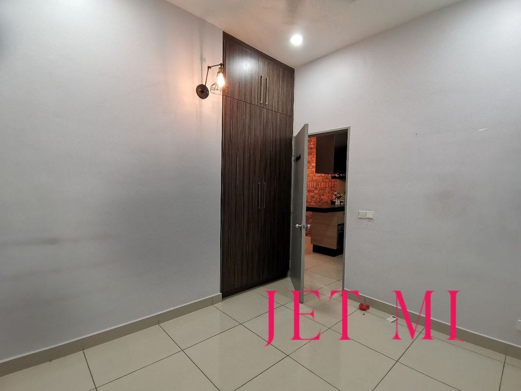 365424677_597304612567340_6221228831615991300_n