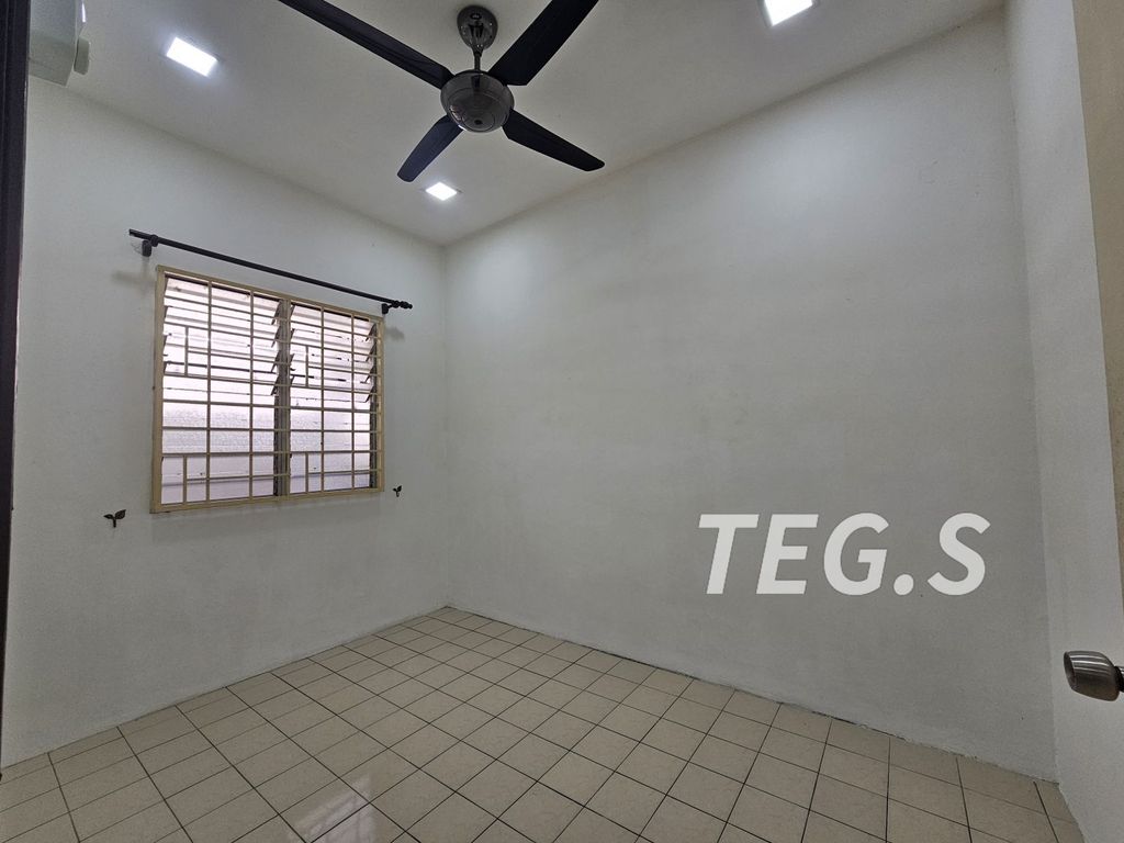 WhatsApp Image 2024-02-18 at 12.20.00 PM (2)