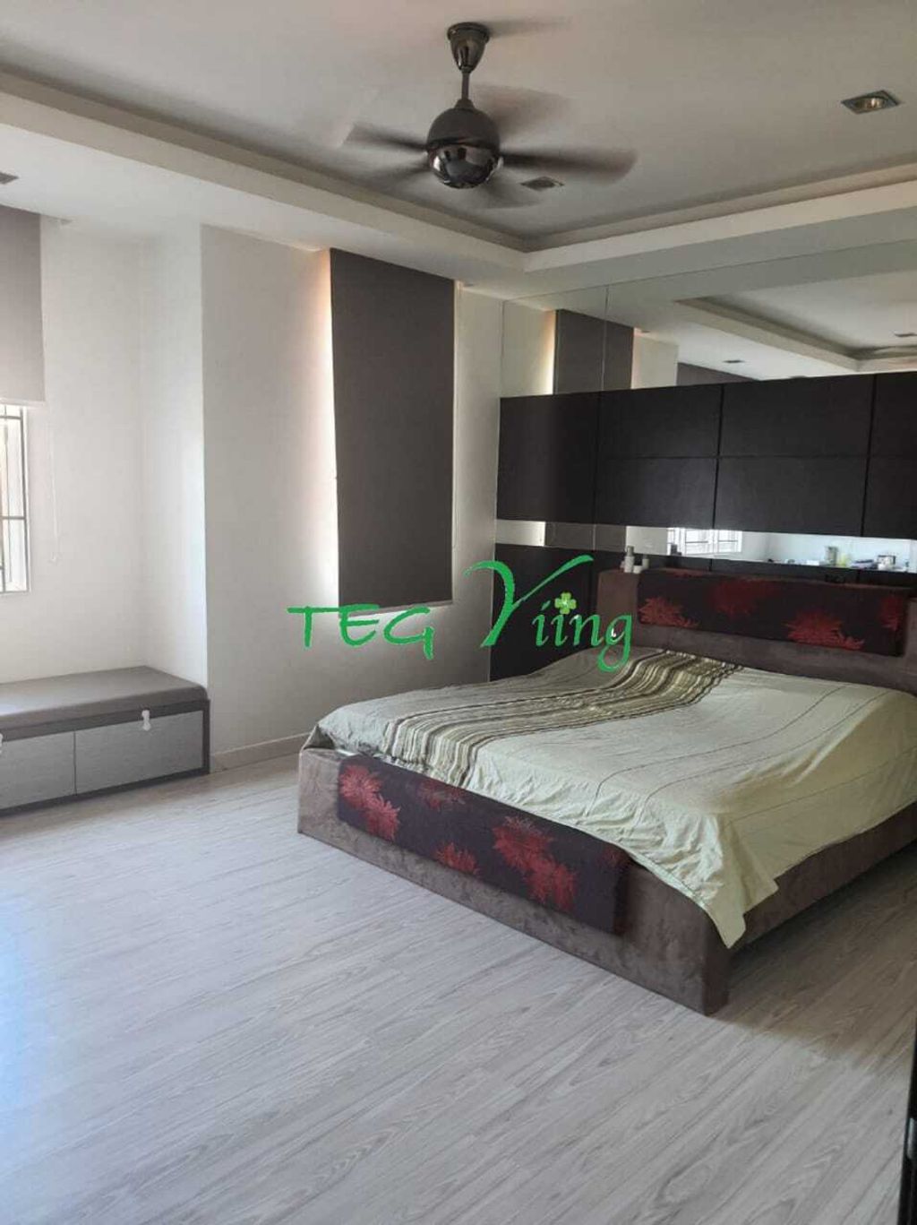 33daef5a-bceb-43ea-81e7-13b9099a38c2