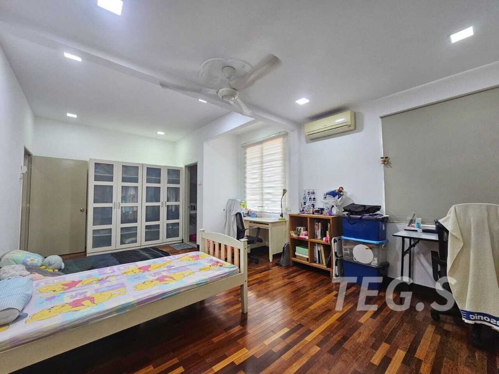 WhatsApp Image 2024-03-25 at 5.45.19 PM (1)