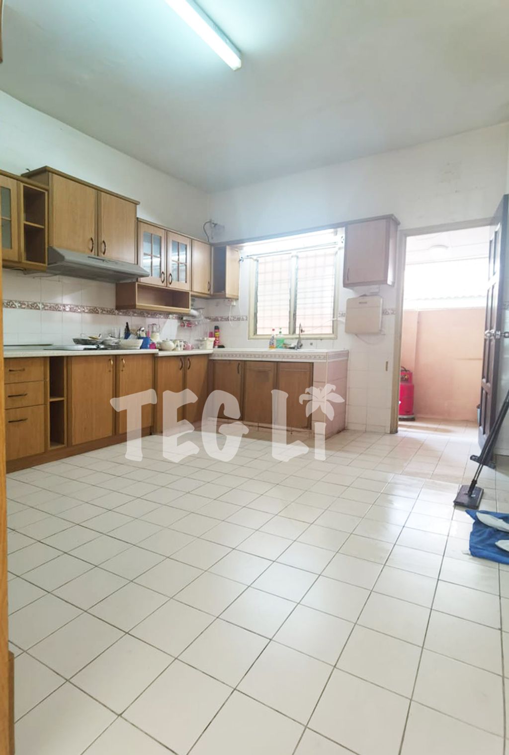 a5eb79eb-9ebf-4333-bda3-09d4f79bf46c