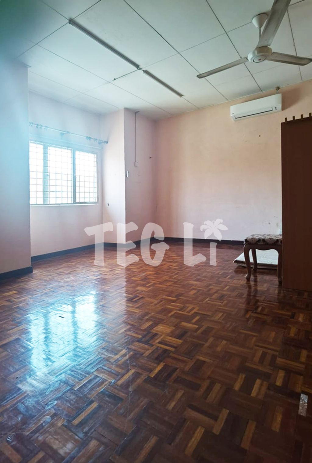 ab132b0d-bfa6-43e8-991a-8b575bd099eb